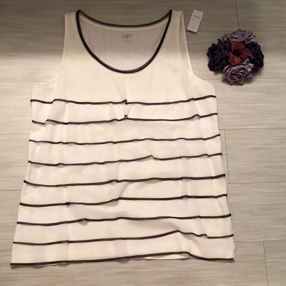 LOFT Tops - NWT Loft Top
